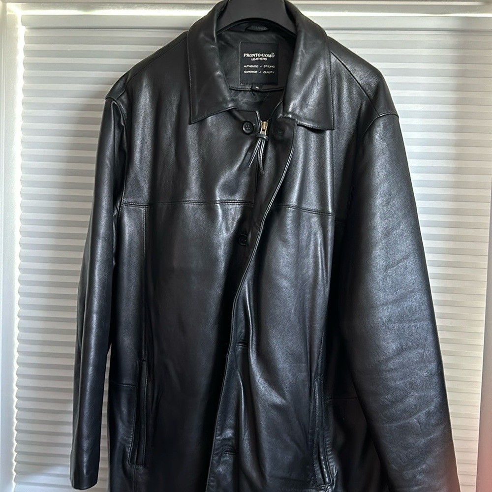 Men’s Black Leather Jacket